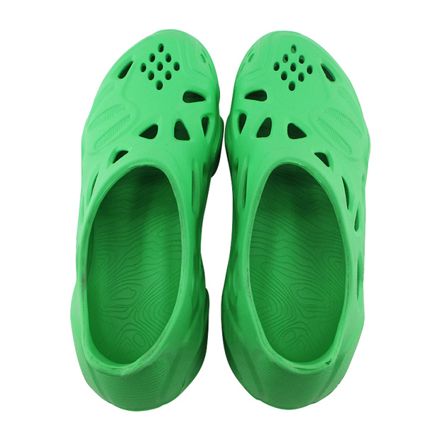  china ladies women rubber eva slippers yezzy clogs uggh luxury slides for women daily used nurse shoes